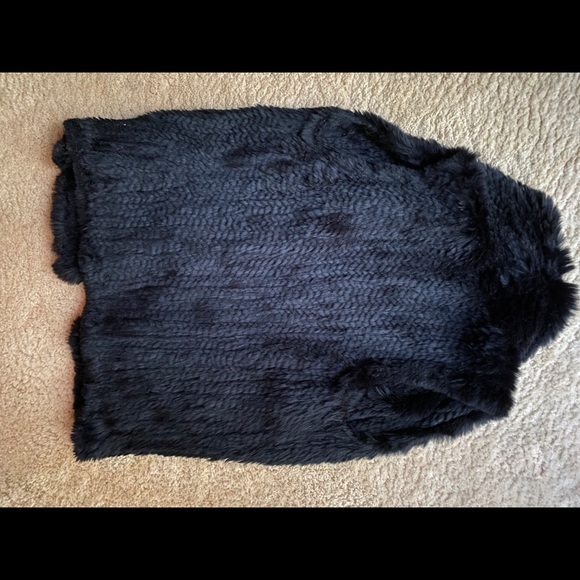 Black Rabbit Fur Vest - Picture 4 of 5